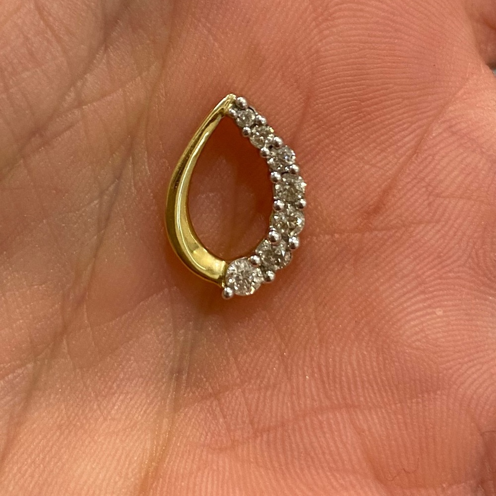100% Natural Diamond Yellow Gold Pendant